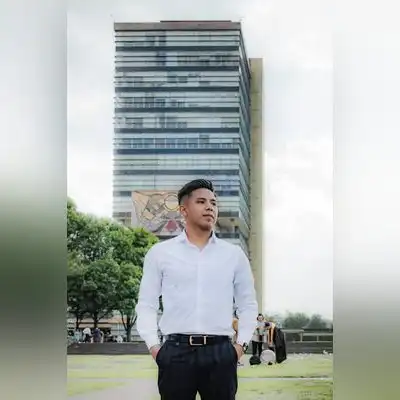崔奕凝
